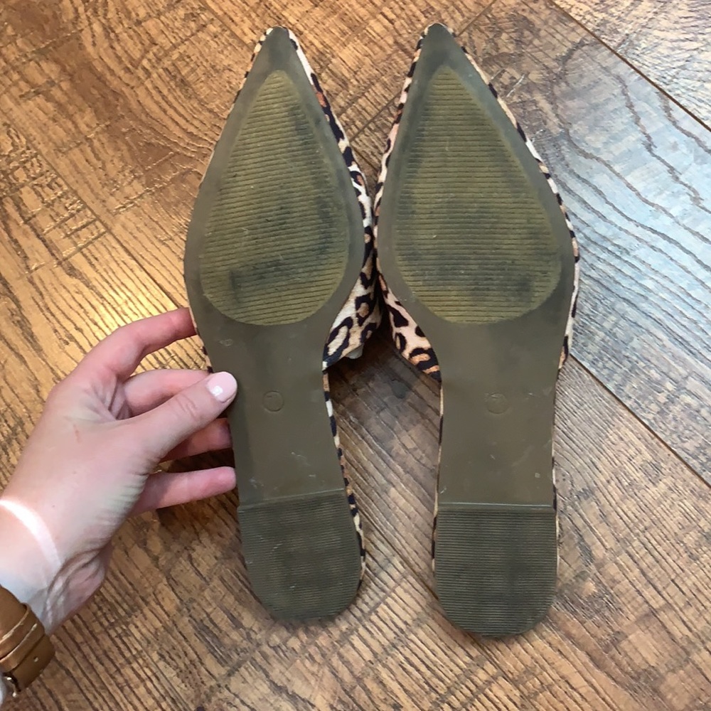 Lulu’s Leopard Mules - Picture 3 of 3